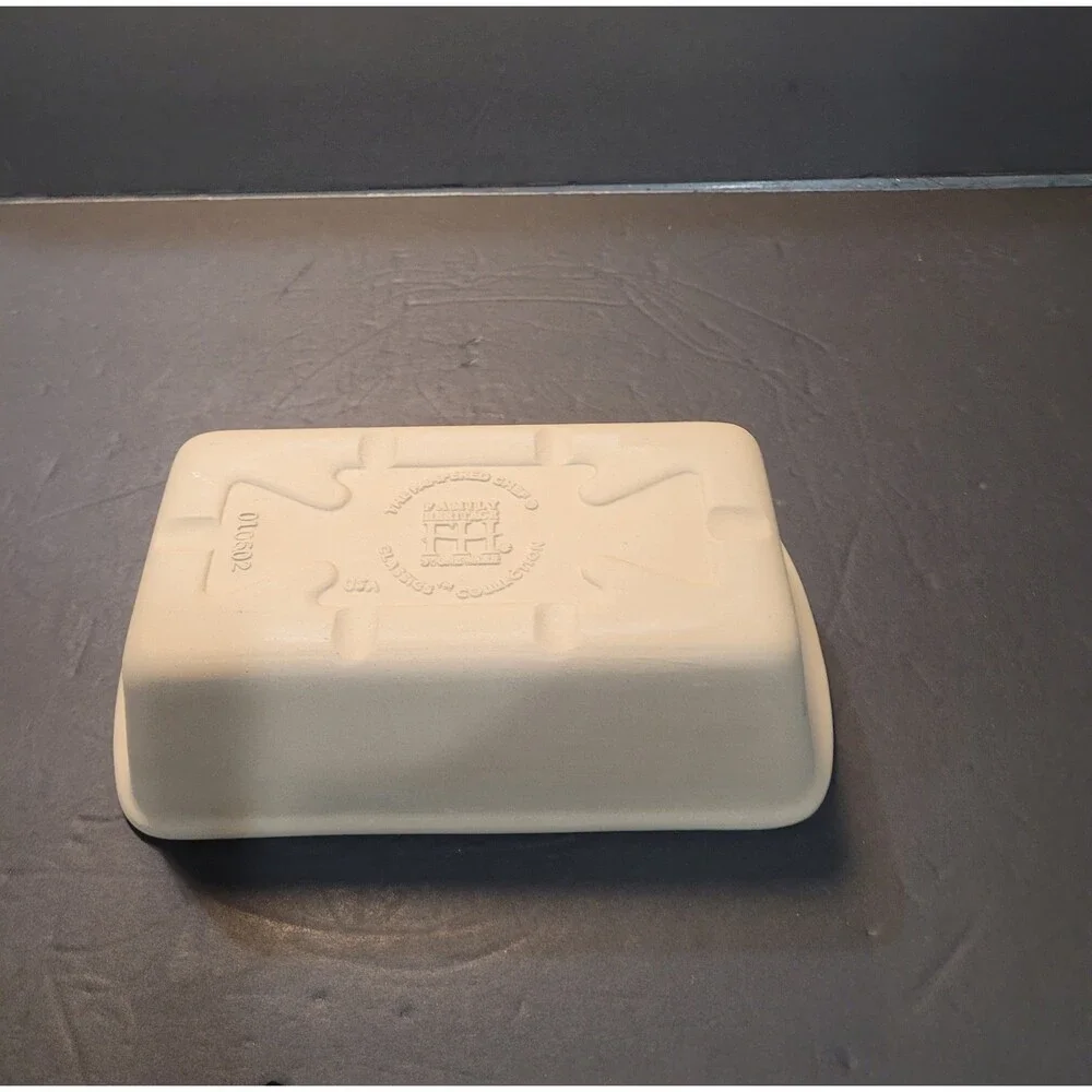 The Pampered Chef Family Heritage Stoneware Loaf Pan Bread Meatloaf 010602 USA